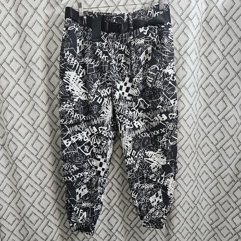 VIP GRAPHIC BLACK AND WHITE PANTS SIZE 15-32